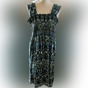 Women’s Dress or Cover-up. No tag for brand or size. See Description